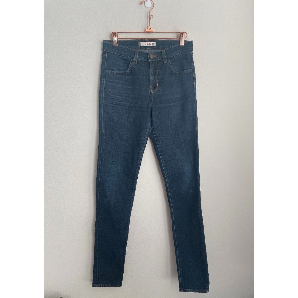 J Brand Women's Size 27 high rise Maria Skinny Jeans in Starless Dark Wash